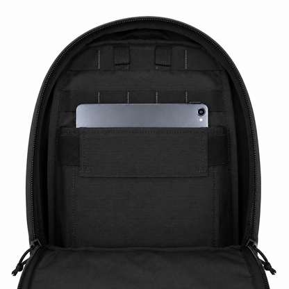 Night holwer backpack with a tablet pocket 