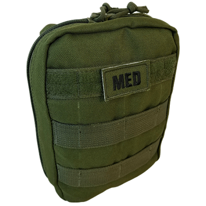 Tactical IFAK – Advanced first aid kit with hemostatic gauze, tourniquet, and trauma tools, shown belt-mounted for field use.